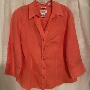 Talbots 100% Irish Linen Blouse in Size Medium. Excellent Preowned Condition